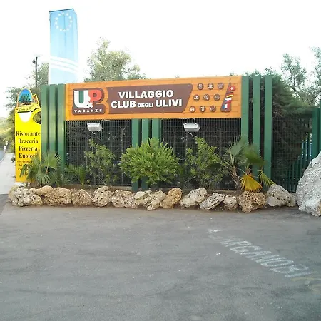 Villaggio Club Degli Ulivi 4*